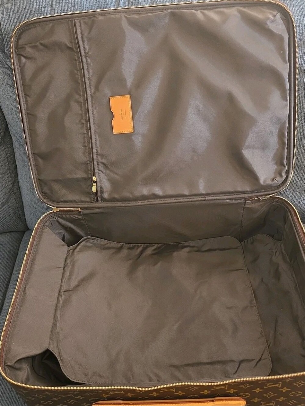 Louis Vuitton Monogram Pégase 55, - Picture 9 of 9